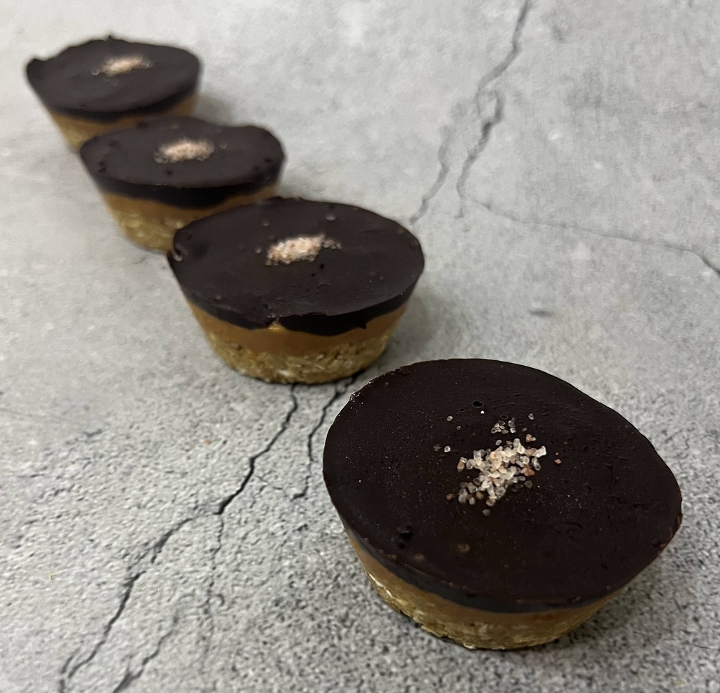 Peanut Butter Caramel Cup - 6 Pieces