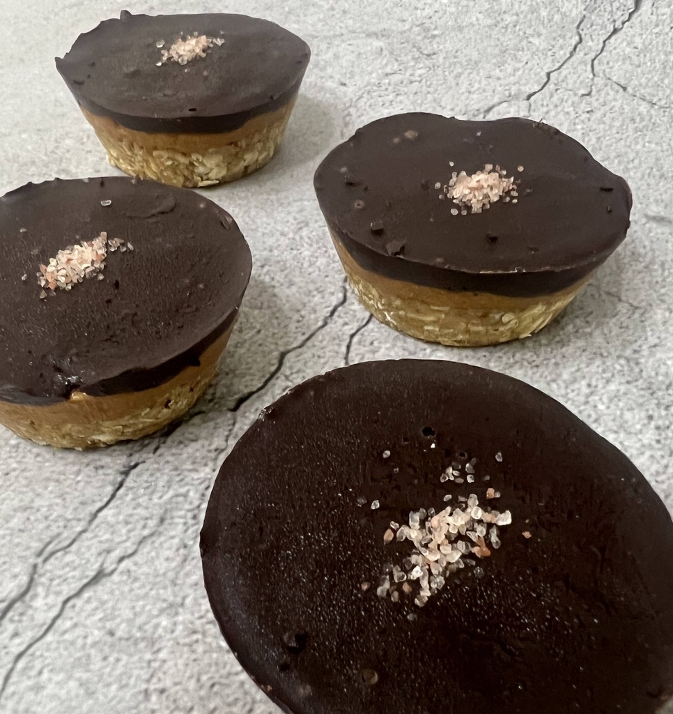 Peanut Butter Caramel Cup - 6 Pieces