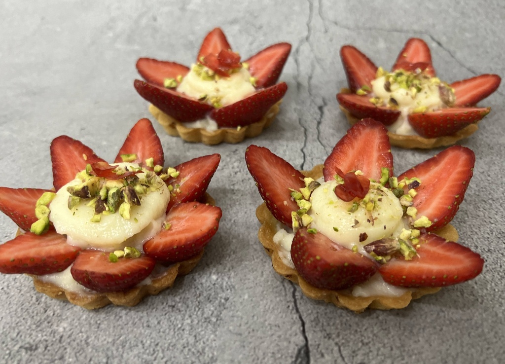 Ashta Strabwerry Tarte- 4 Pieces