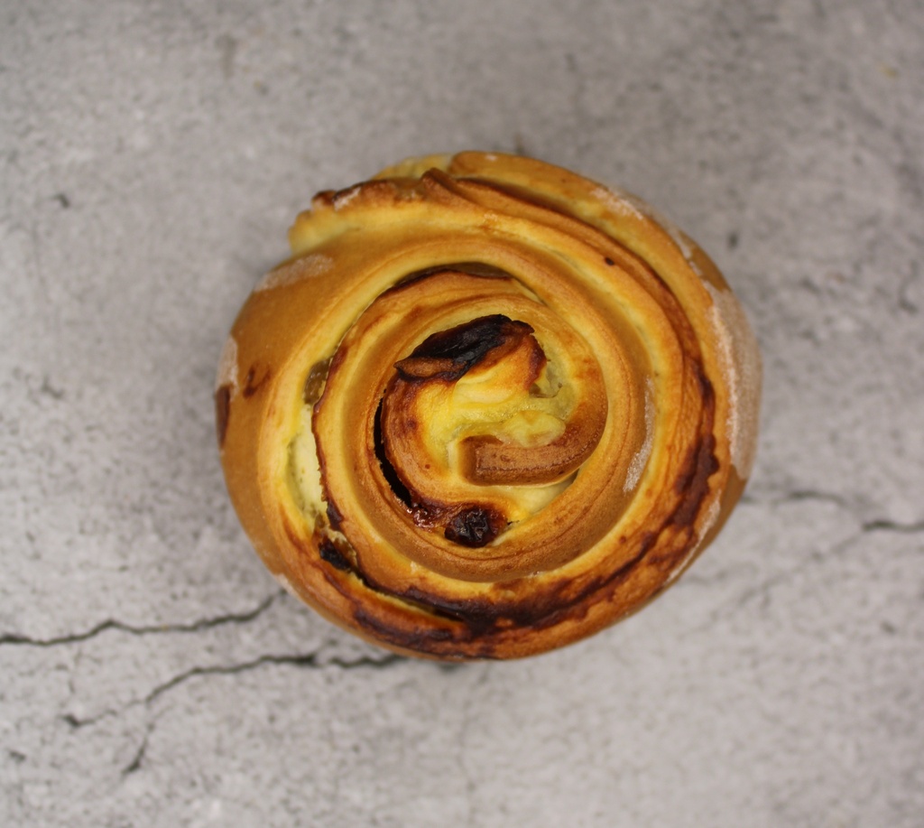 Pain Au Raisins - 4 Pieces