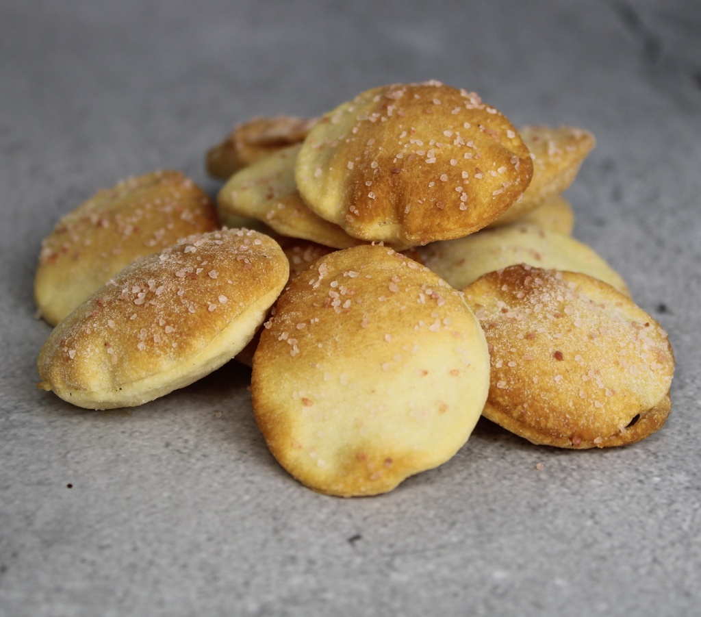 Salty Crackers - 200 Grams