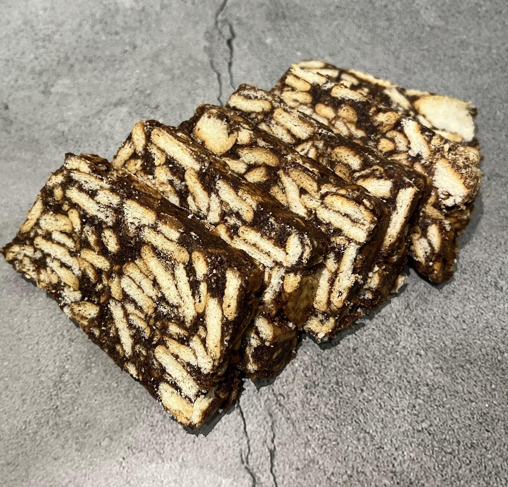 Date Lazy Cake - 4 Pieces