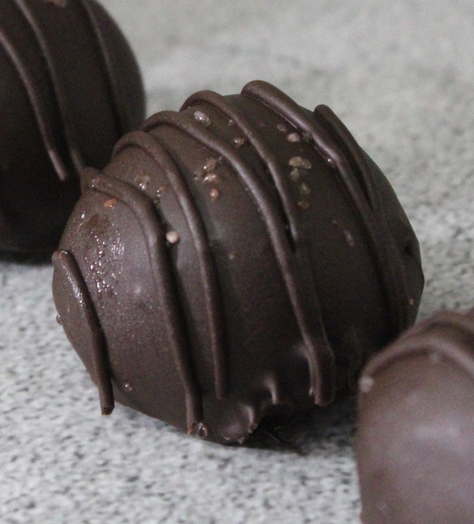 Salted Peanut Butter Balls - 6 Pieces