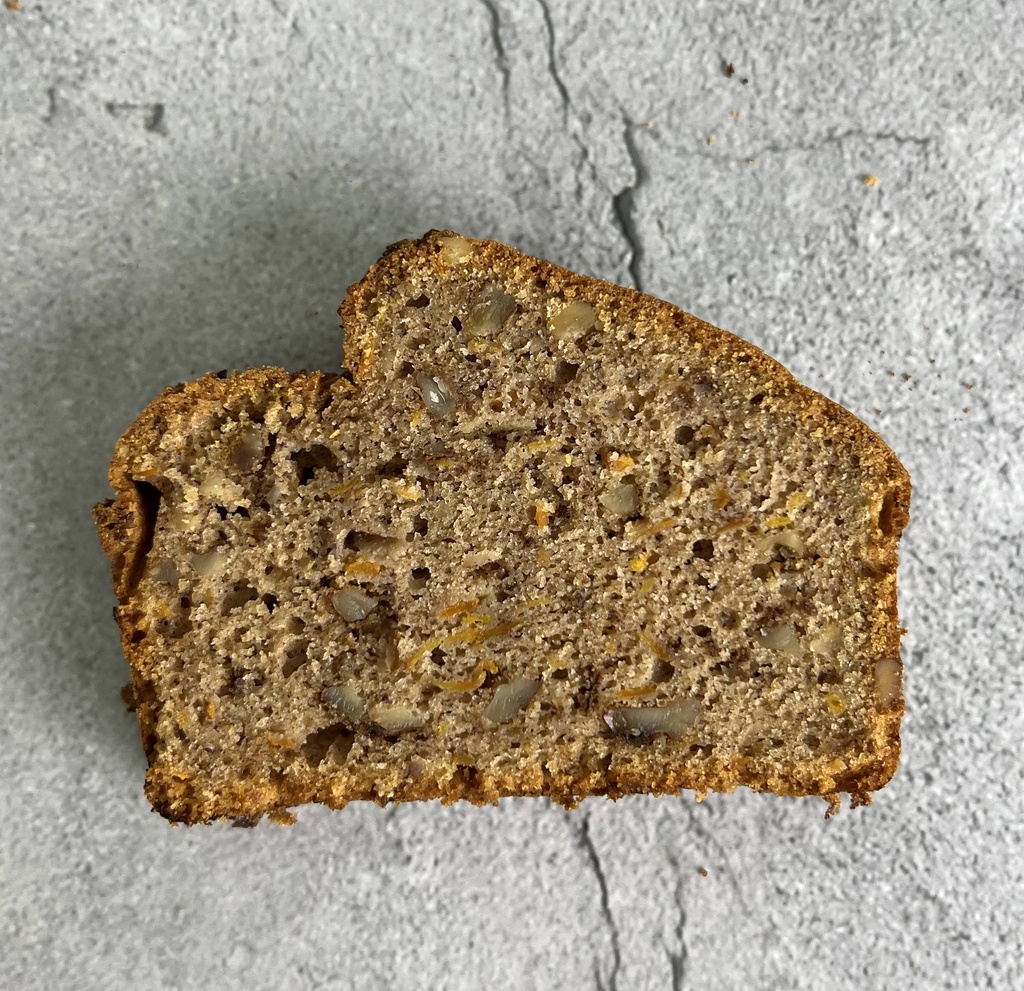 Carrot Walnut Cake - 6 Pieces (6 Pieces)