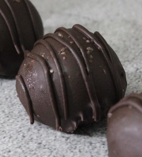Salted Peanut Butter Balls - 6 Pieces